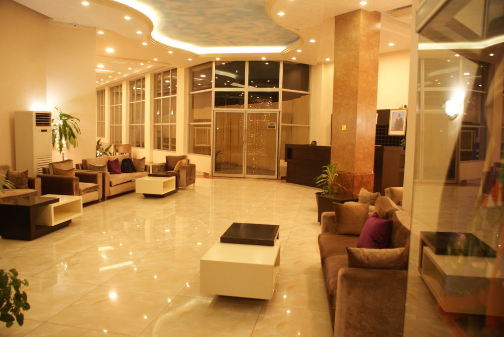 Hotel Belle Vie Kinshasa Exterior photo